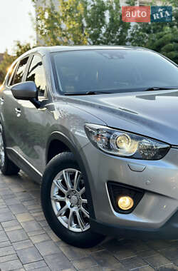 Позашляховик / Кросовер Mazda CX-5 2012 в 