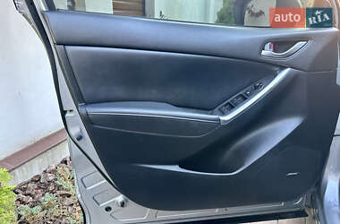 Позашляховик / Кросовер Mazda CX-5 2012 в 