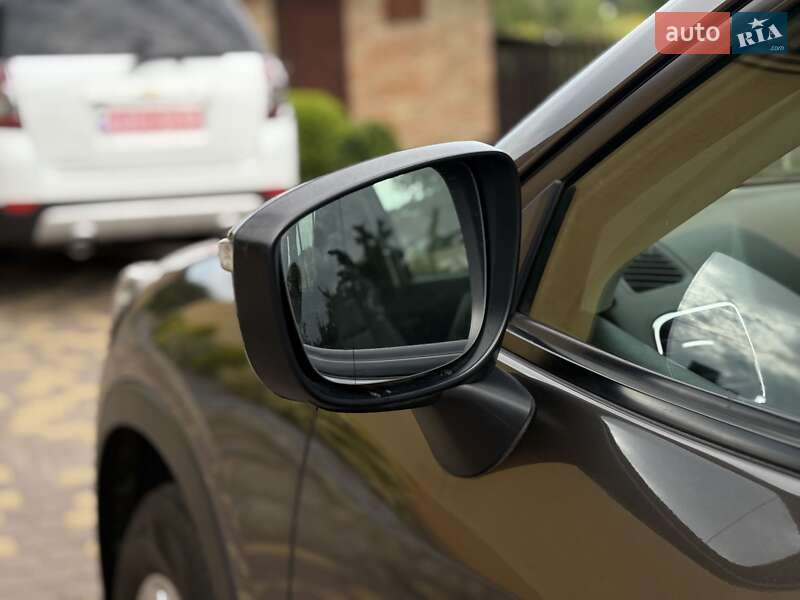 Внедорожник / Кроссовер Mazda CX-5 2015 в Ровно