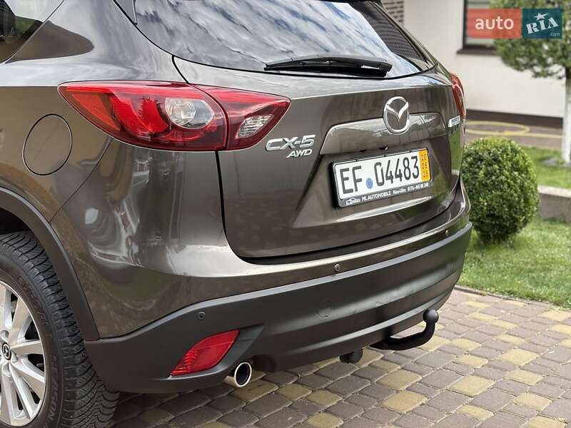 Внедорожник / Кроссовер Mazda CX-5 2015 в Ровно