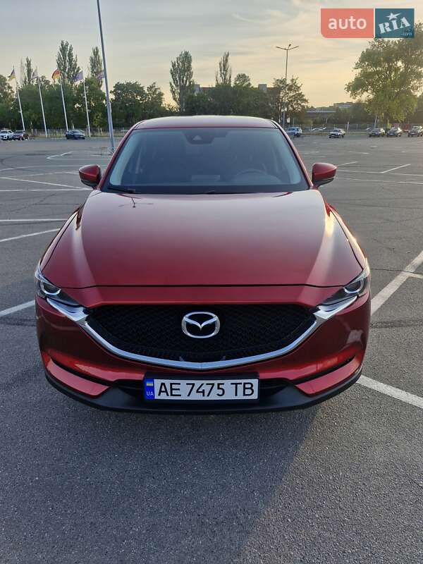 Внедорожник / Кроссовер Mazda CX-5 2017 в 