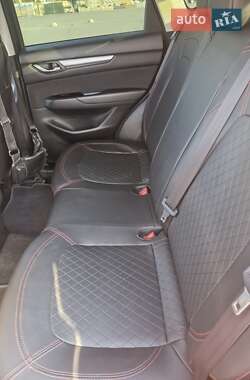 Внедорожник / Кроссовер Mazda CX-5 2017 в 