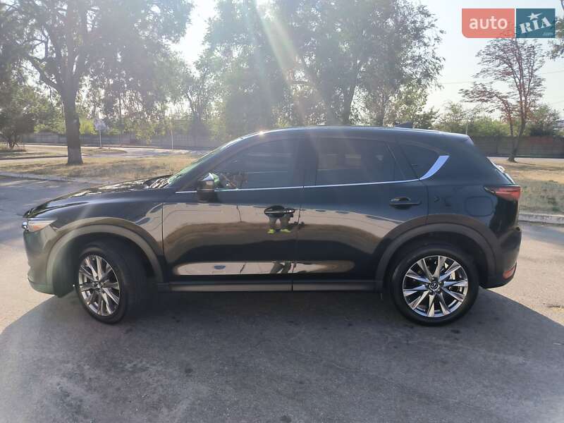 Внедорожник / Кроссовер Mazda CX-5 2019 в Никополе