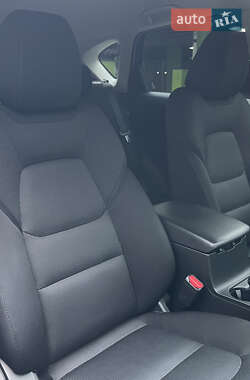 Внедорожник / Кроссовер Mazda CX-5 2018 в 