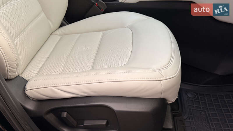 Внедорожник / Кроссовер Mazda CX-5 2017 в Черновцах