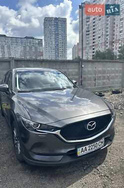 Внедорожник / Кроссовер Mazda CX-5 2017 в Киеве