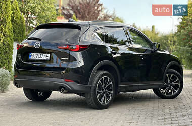Внедорожник / Кроссовер Mazda CX-5 2023 в 