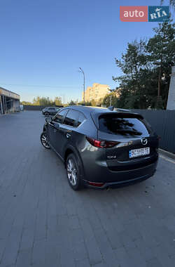 Внедорожник / Кроссовер Mazda CX-5 2019 в 