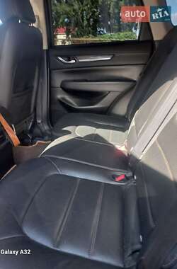 Внедорожник / Кроссовер Mazda CX-5 2017 в 