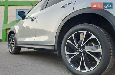 Внедорожник / Кроссовер Mazda CX-5 2023 в 