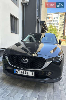 Позашляховик / Кросовер Mazda CX-5 2022 в 