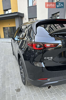 Позашляховик / Кросовер Mazda CX-5 2022 в 