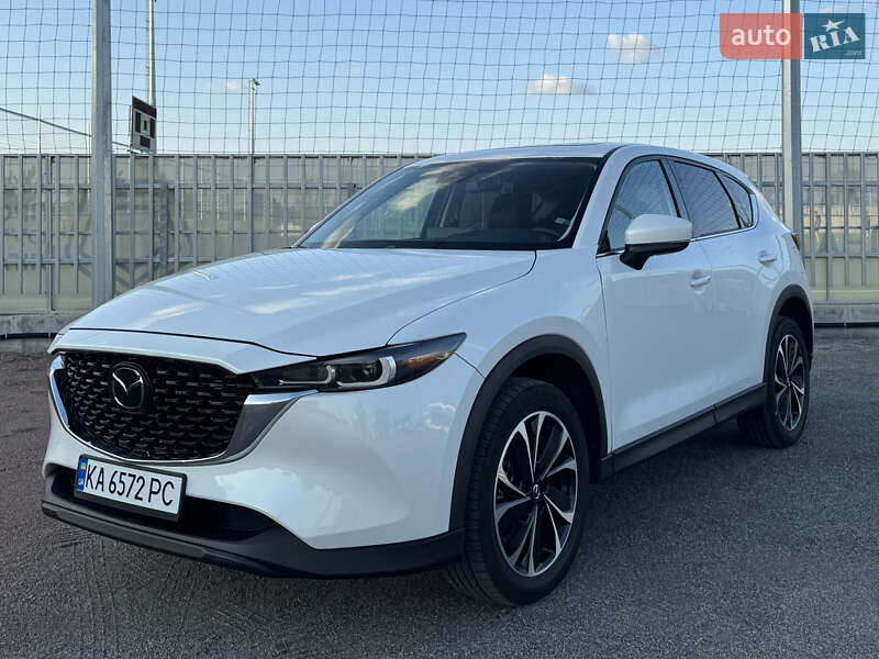 Внедорожник / Кроссовер Mazda CX-5 2023 в 