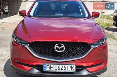 Внедорожник / Кроссовер Mazda CX-5 2017 в Киеве