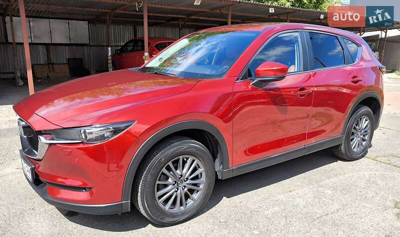 Внедорожник / Кроссовер Mazda CX-5 2017 в Киеве