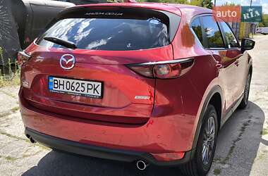 Внедорожник / Кроссовер Mazda CX-5 2017 в 