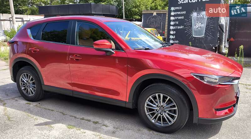 Внедорожник / Кроссовер Mazda CX-5 2017 в Киеве