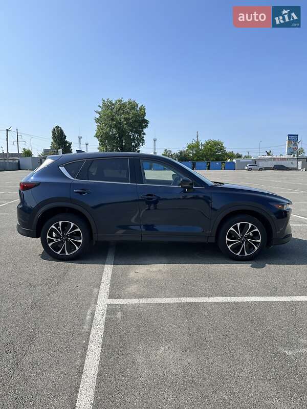 Внедорожник / Кроссовер Mazda CX-5 2022 в Белогородке