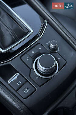 Внедорожник / Кроссовер Mazda CX-5 2023 в 