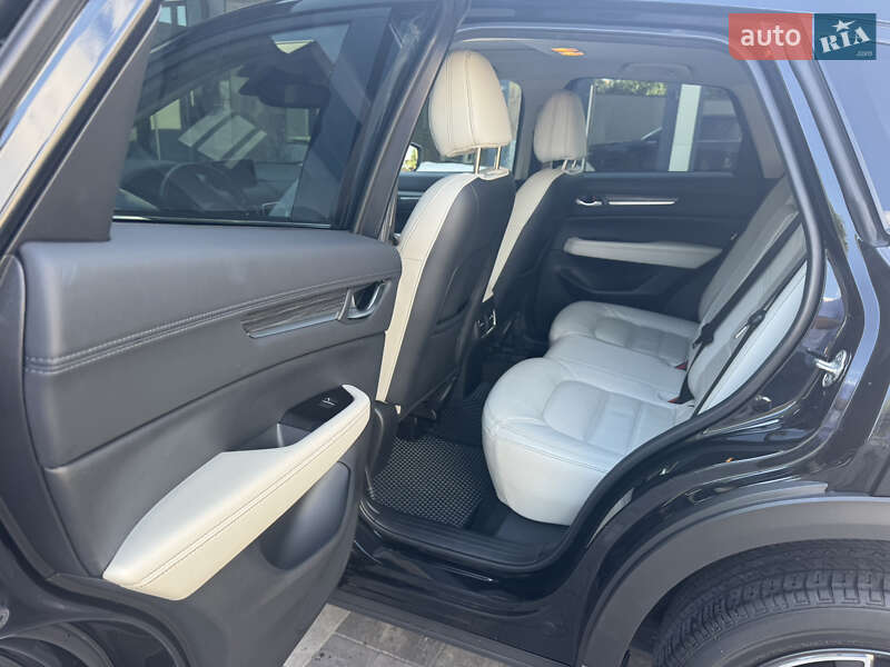 Внедорожник / Кроссовер Mazda CX-5 2017 в Черкассах
