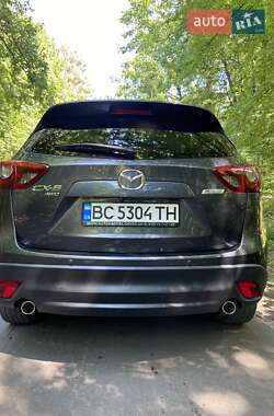 Позашляховик / Кросовер Mazda CX-5 2016 в 