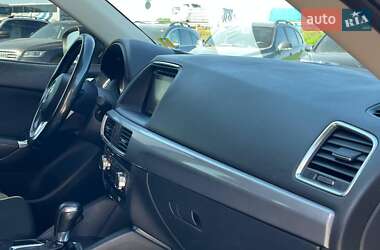 Внедорожник / Кроссовер Mazda CX-5 2016 в 