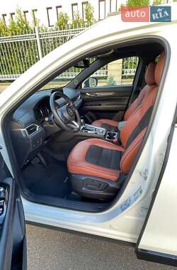 Внедорожник / Кроссовер Mazda CX-5 2023 в 