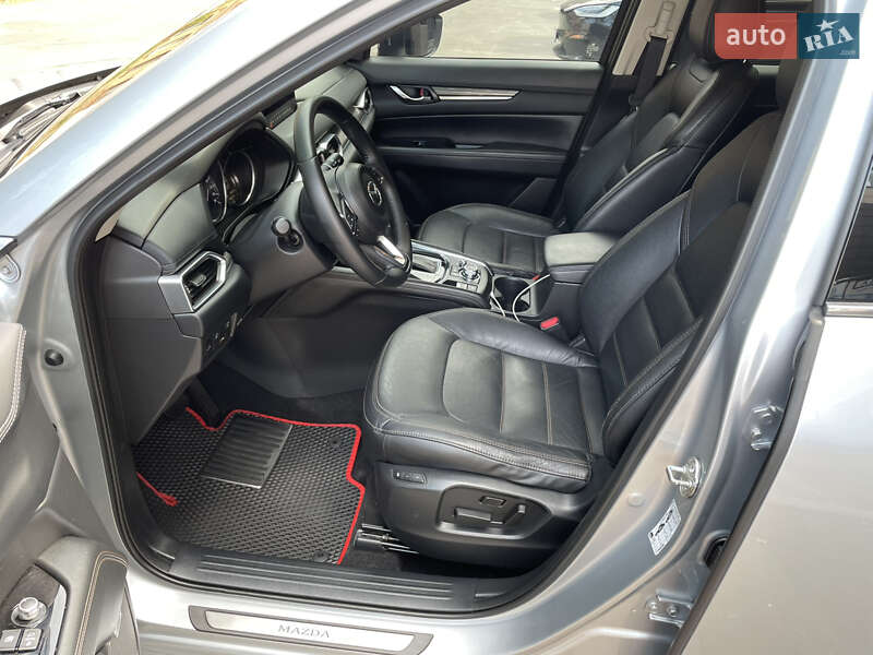 Внедорожник / Кроссовер Mazda CX-5 2017 в Виннице