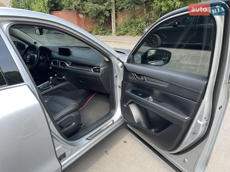 Внедорожник / Кроссовер Mazda CX-5 2017 в Виннице