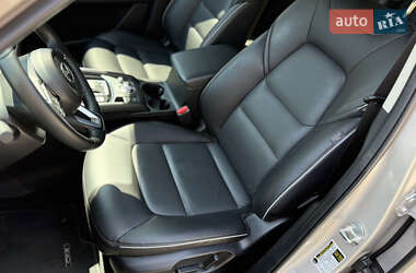 Внедорожник / Кроссовер Mazda CX-5 2023 в 