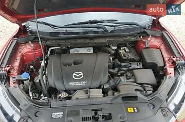 Внедорожник / Кроссовер Mazda CX-5 2016 в 