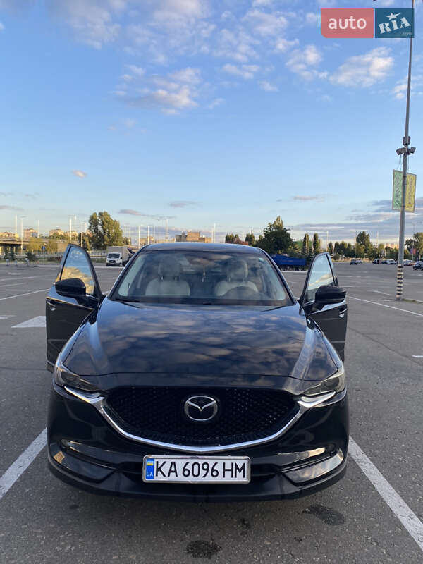 Внедорожник / Кроссовер Mazda CX-5 2019 в Киеве