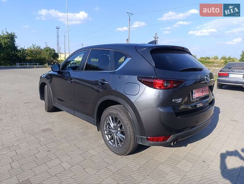 Внедорожник / Кроссовер Mazda CX-5 2017 в Владимире