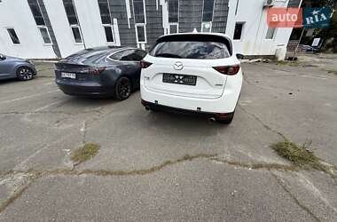 Внедорожник / Кроссовер Mazda CX-5 2018 в 