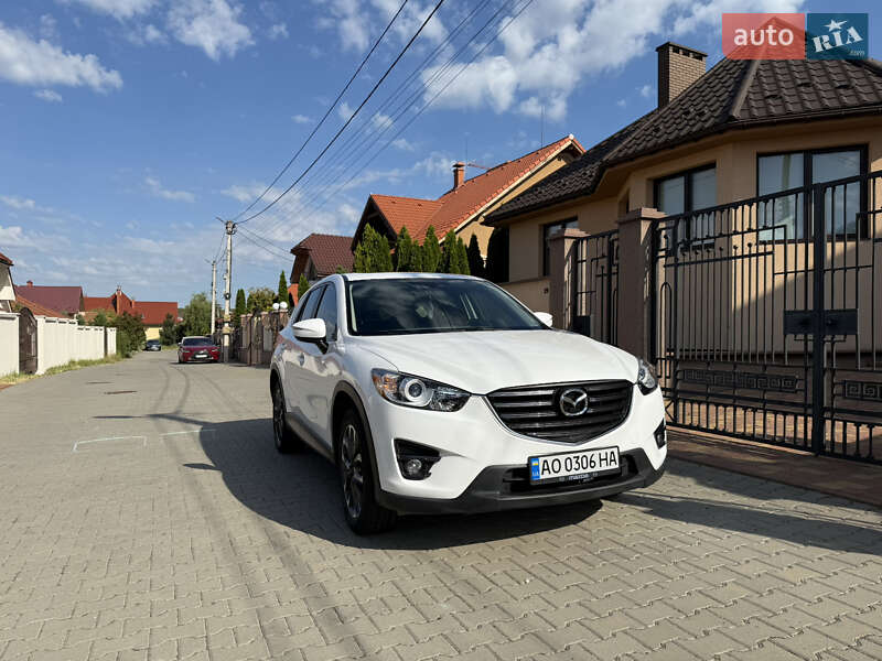 Внедорожник / Кроссовер Mazda CX-5 2016 в 