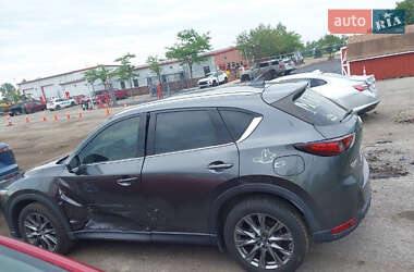 Внедорожник / Кроссовер Mazda CX-5 2019 в 