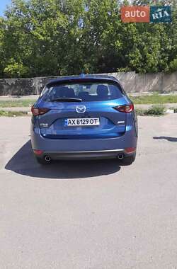 Внедорожник / Кроссовер Mazda CX-5 2018 в 