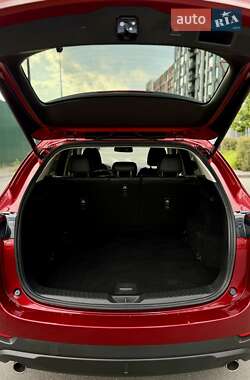 Внедорожник / Кроссовер Mazda CX-5 2024 в 