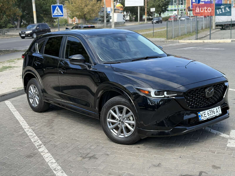 Внедорожник / Кроссовер Mazda CX-5 2023 в 