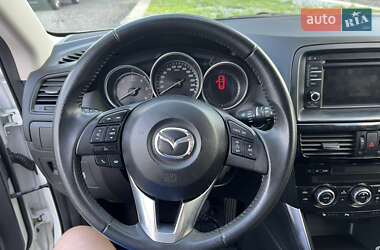 Позашляховик / Кросовер Mazda CX-5 2013 в 