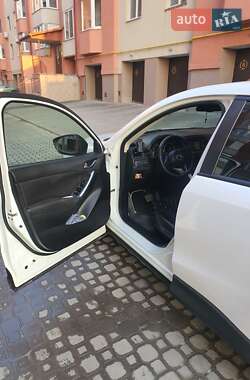 Внедорожник / Кроссовер Mazda CX-5 2012 в 