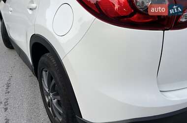 Позашляховик / Кросовер Mazda CX-5 2015 в 