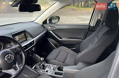 Позашляховик / Кросовер Mazda CX-5 2015 в 