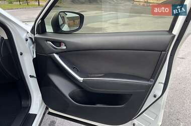Позашляховик / Кросовер Mazda CX-5 2015 в 