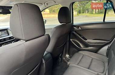 Позашляховик / Кросовер Mazda CX-5 2015 в 