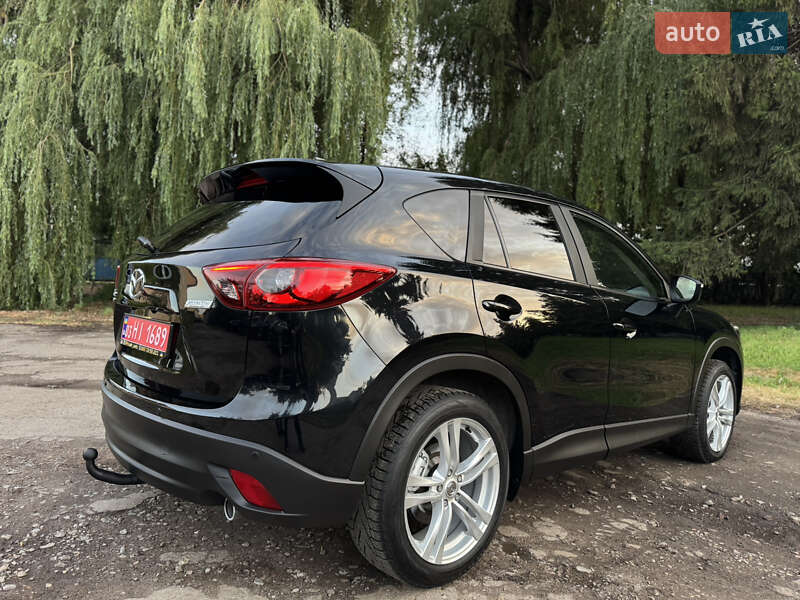 Позашляховик / Кросовер Mazda CX-5 2016 в Луцьку