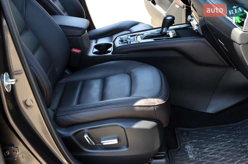 Позашляховик / Кросовер Mazda CX-5 2020 в Києві