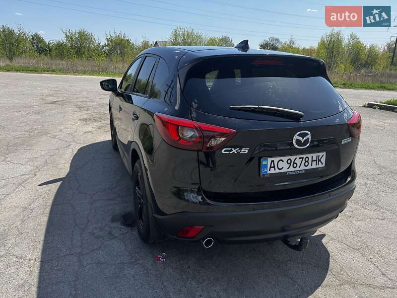 Позашляховик / Кросовер Mazda CX-5 2015 в Володимирі