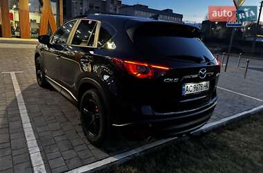 Внедорожник / Кроссовер Mazda CX-5 2015 в 