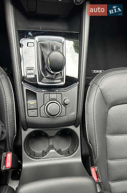 Внедорожник / Кроссовер Mazda CX-5 2023 в 